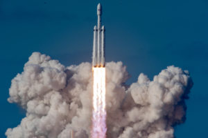 space x successfully launches new falcon heavy lift rocket