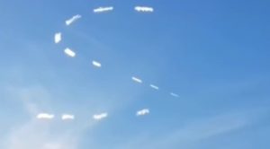 cluster of UFO’s filmed in Russia