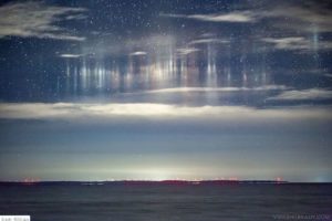 light pillars over Lake Superior looked like gate to another dimension
