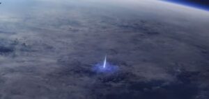 rare jet lightning is caught on camera from ISS