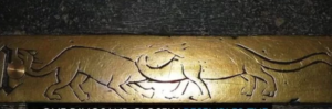 dinosaur carving found in 500 yr old tomb