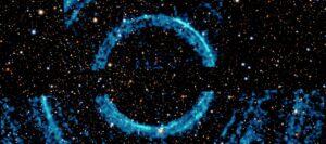 new image of bright rings around black hole released