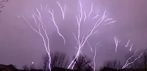 rare video captured of unusual ground to air lighting