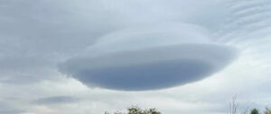 ufo shaped cloud caught on camera in California