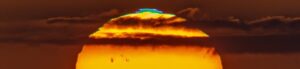 what’s a green flash and how can you see one on the sun